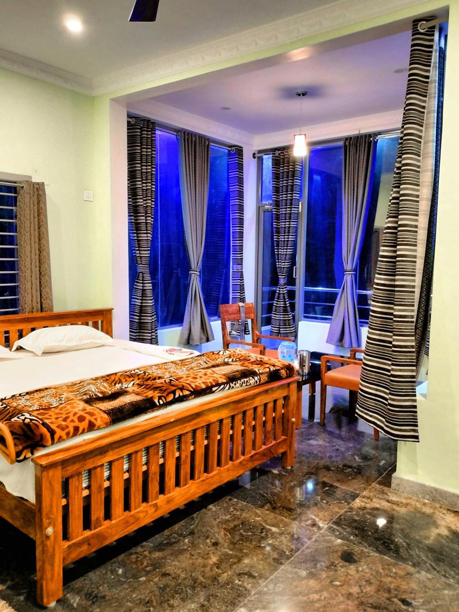 Yelagiri Goldhill Resort ภายนอก รูปภาพ