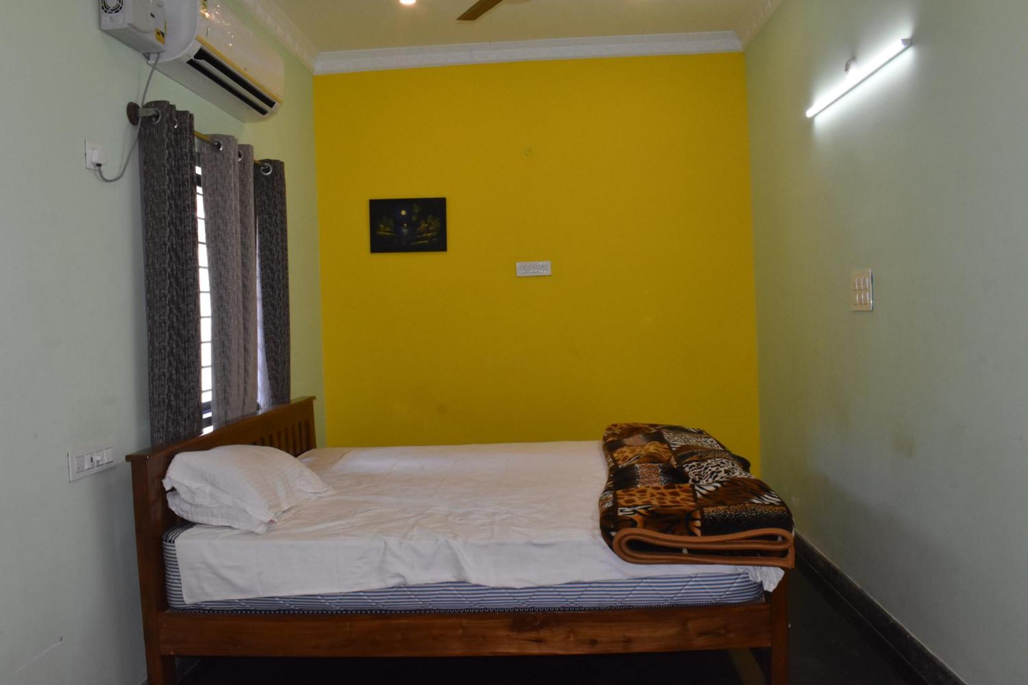 Yelagiri Goldhill Resort ภายนอก รูปภาพ